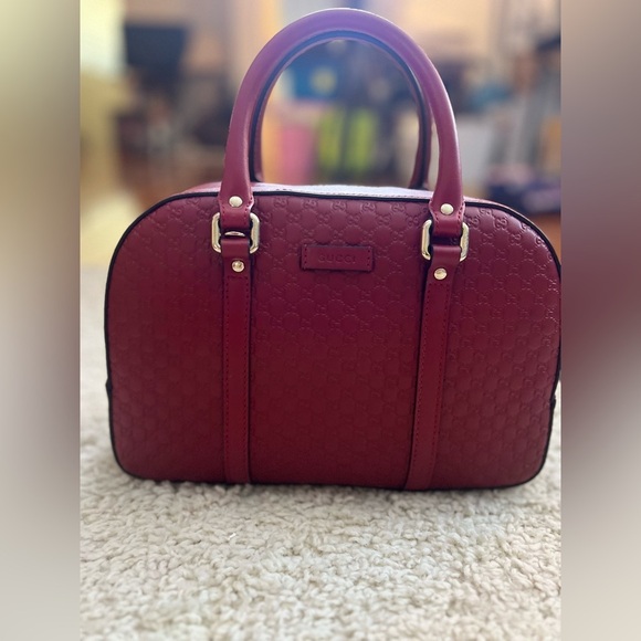 RED GUCCI MICROGUCCISSIMA SMALL LEATHER CROSSBODY BAG - Picture 2 of 16